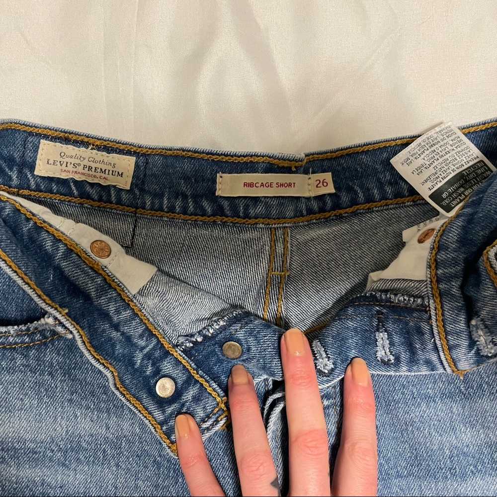 Levi’s shorts